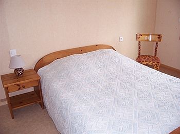 Hotel Le Relais Du Coustoubi Campouriez ภายนอก รูปภาพ