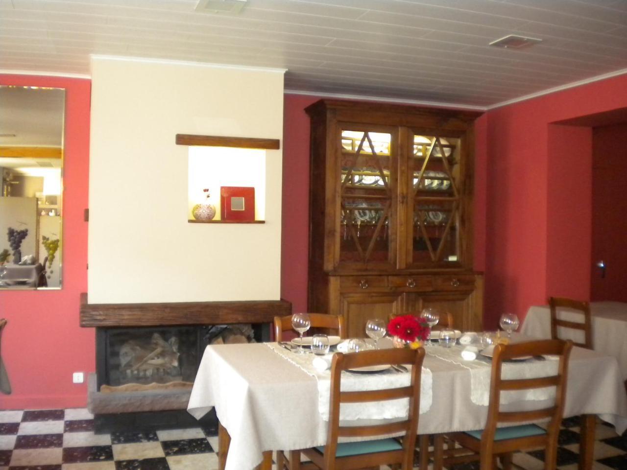 Hotel Le Relais Du Coustoubi Campouriez ภายนอก รูปภาพ
